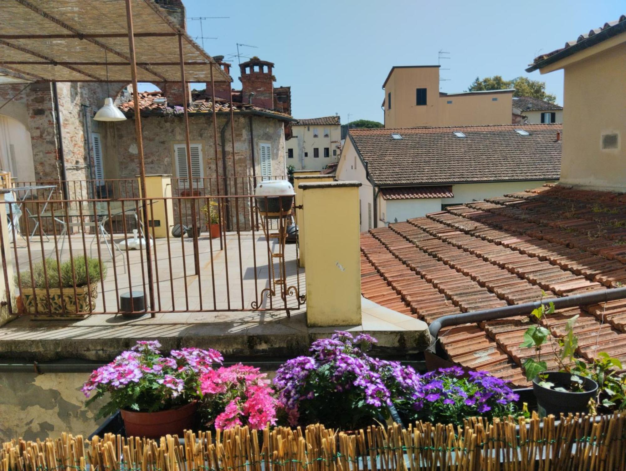 Appartamento Lilia Lucca Exterior photo